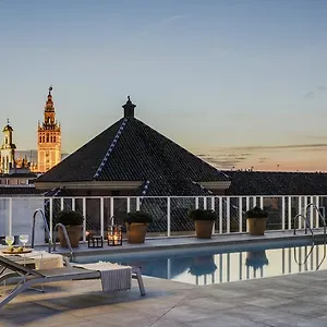 4* فندق فرناندو الثالث